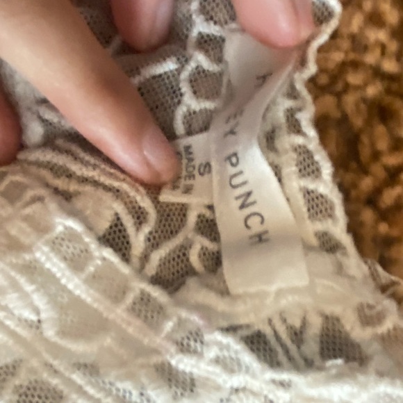 Honey punch lace mini dress - Picture 5 of 5